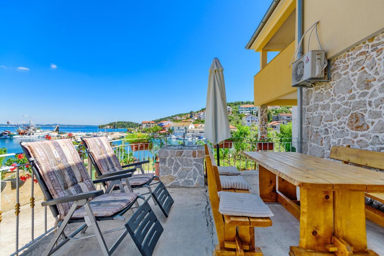 Stone House On The Batalaza Beach - カリ エクステリア 写真