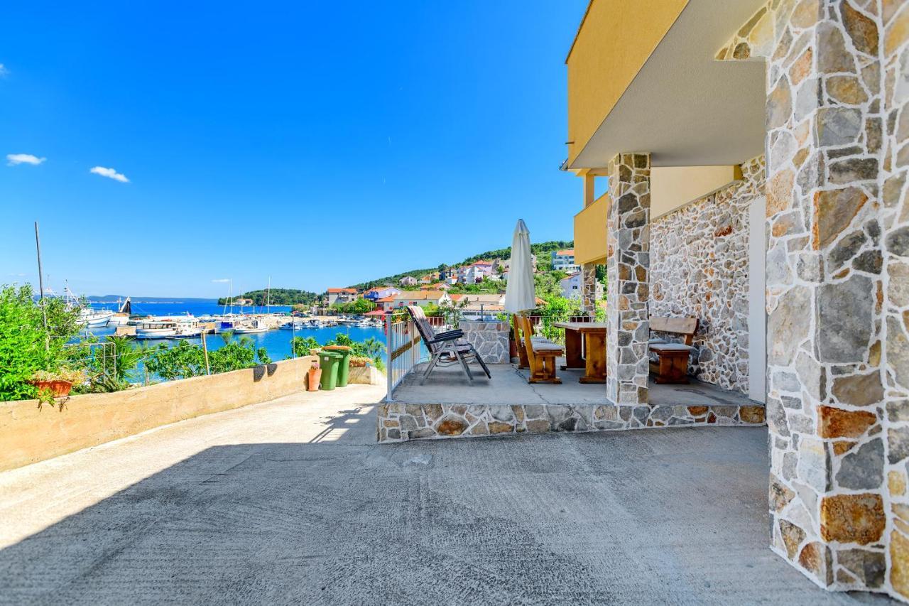 Stone House On The Batalaza Beach - カリ エクステリア 写真